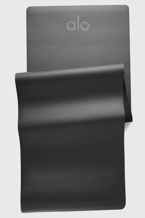 alo Women's Long Warrior Mat - Black