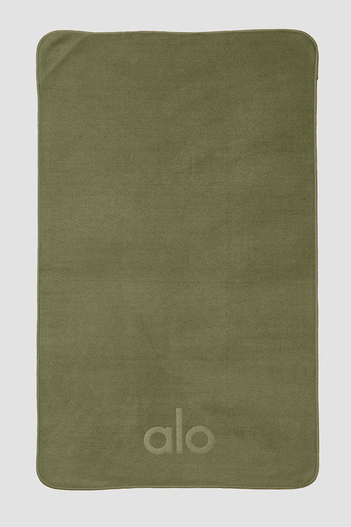 alo Women's Performance No Sweat Hand Towel - Jungle