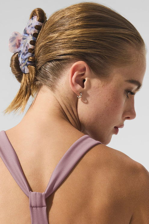 alo Women's 90's Claw Clip - Smoky Rose Crystal