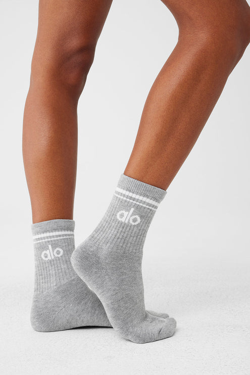 alo Women's Unisex Half-Crew Throwback Sock - Athletic Heather Grey/White