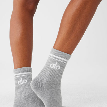 alo Men's Unisex Half-Crew Throwback Sock - Athletic Heather Grey/White