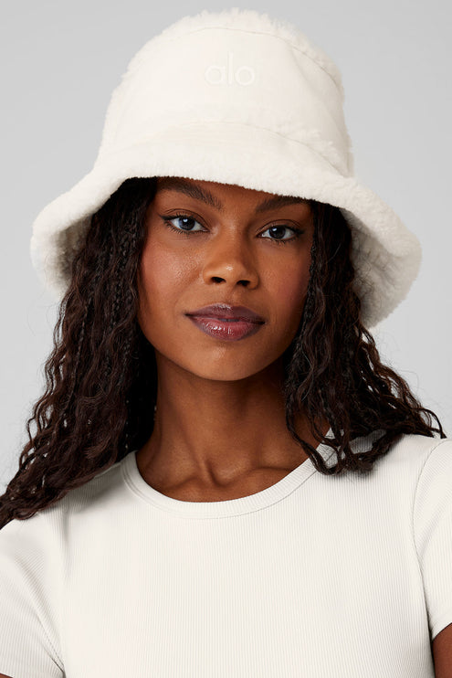alo Men's Winterfun Bucket Hat - Ivory