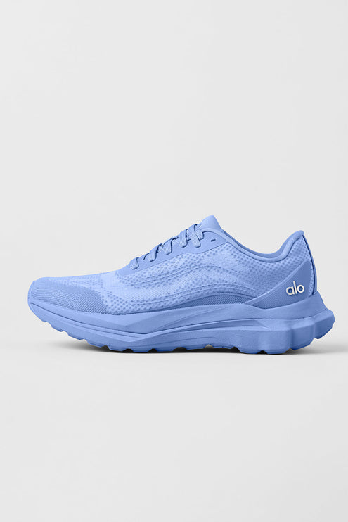 alo Shoes Alo Runner - Crystal Clear Blue