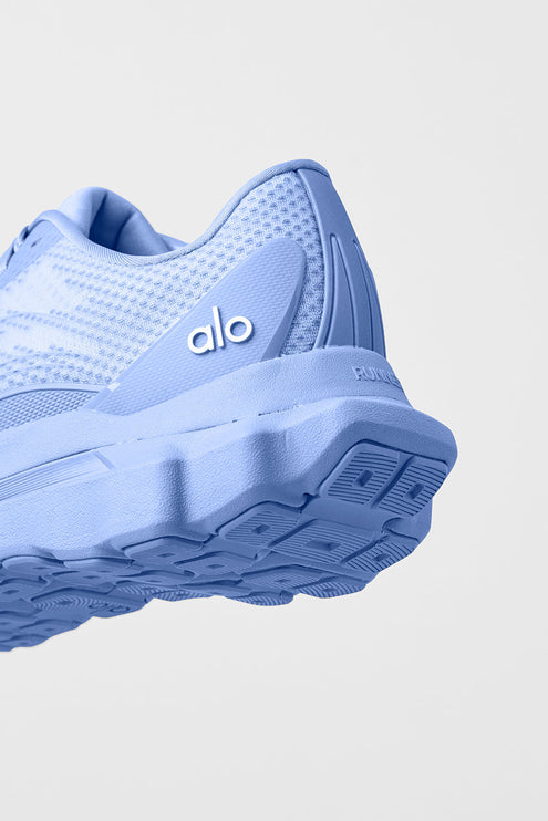 alo Shoes Alo Runner - Crystal Clear Blue