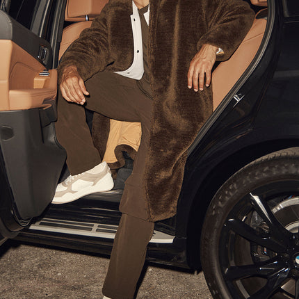 alo Shoes Alo Recovery Mode Sneaker - Gravel/White