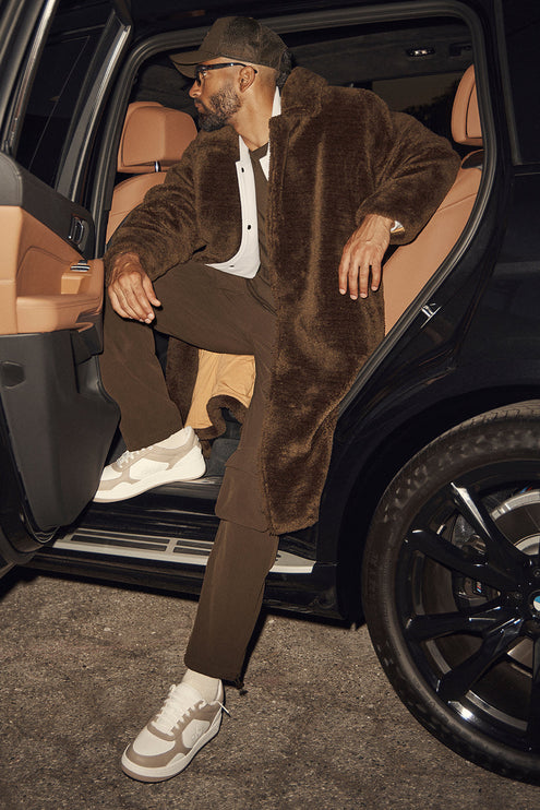 alo Shoes Alo Recovery Mode Sneaker - Gravel/White