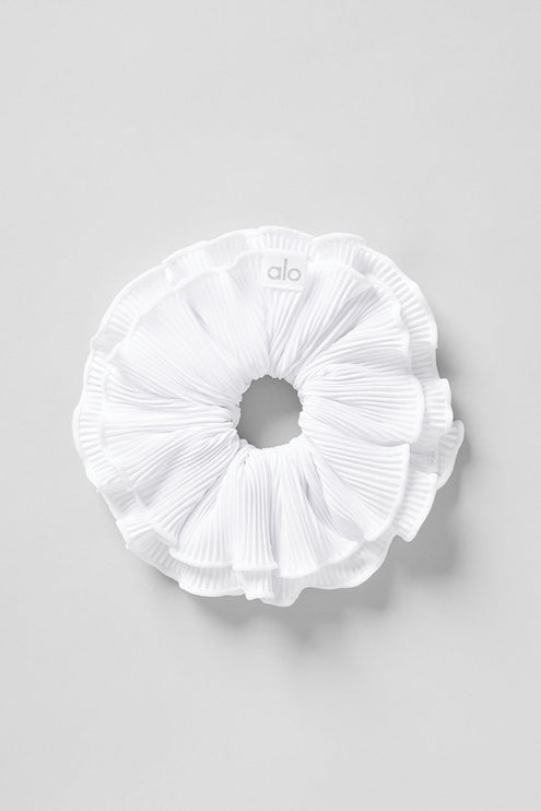 alo Women's Micro Plisse Oversize Scrunchie - White