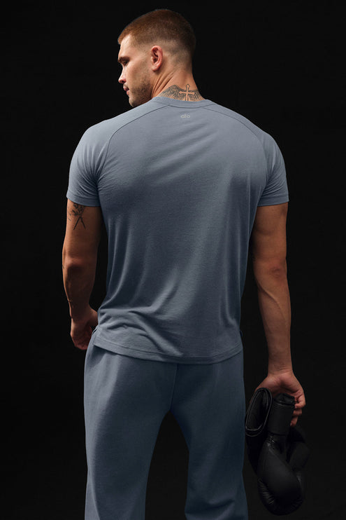 alo Men's Triumph Raglan Tee - Steel Grey