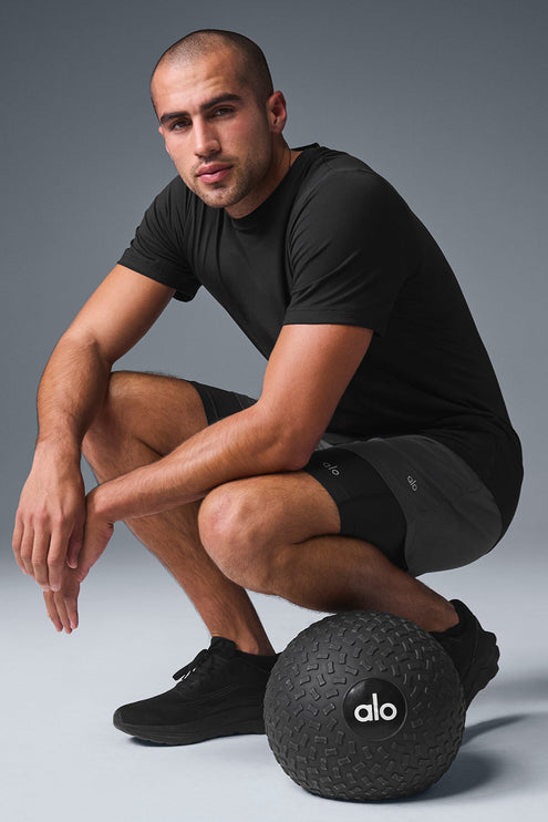 alo Men's Conquer Reform Crewneck Short Sleeve - Black