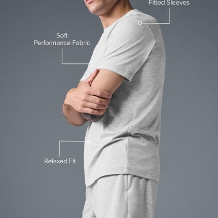 alo Men's Conquer Reform Crewneck Short Sleeve - Athletic Heather Grey