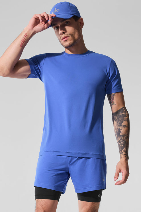 alo Men's Conquer Reform Crewneck Short Sleeve - Marathon Blue