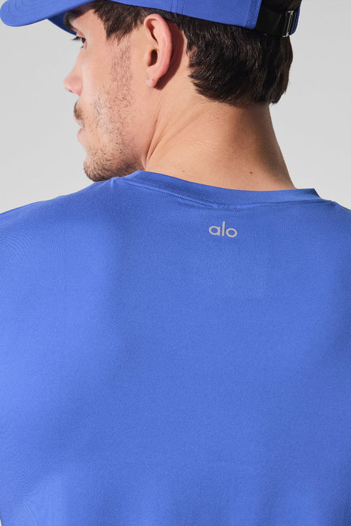 alo Men's Conquer Reform Crewneck Short Sleeve - Marathon Blue