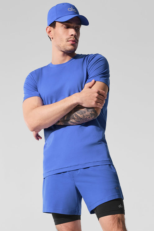 alo Men's Conquer Reform Crewneck Short Sleeve - Marathon Blue