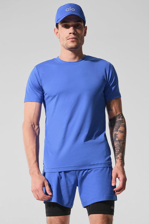 alo Men's Conquer Reform Crewneck Short Sleeve - Marathon Blue
