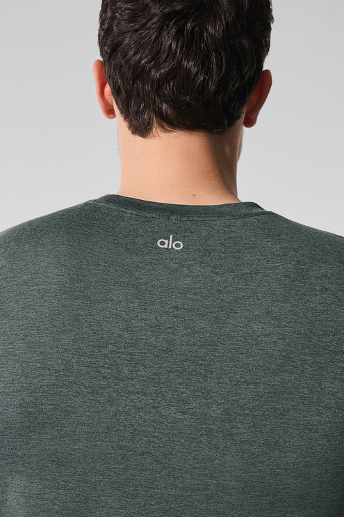 alo Men's Conquer Reform Crewneck Short Sleeve - Charcoal Green Heather