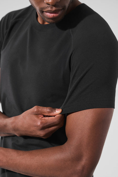 alo Men's Alo Vapor Crewneck Short Sleeve - Black