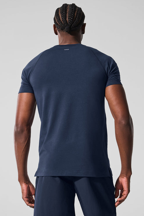 alo Men's Alo Vapor Crewneck Short Sleeve - Navy