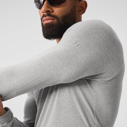 alo Men's Triumph Long Sleeve Tee - Athletic Heather Grey
