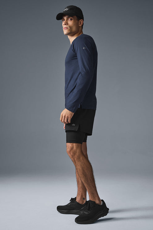 alo Men's Triumph Long Sleeve Tee - Navy