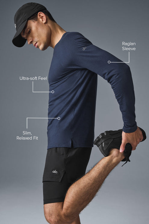 alo Men's Triumph Long Sleeve Tee - Navy