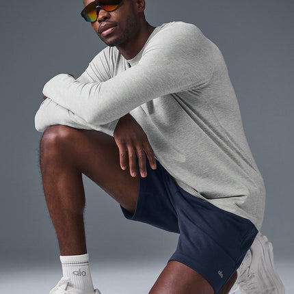 alo Men's Conquer Reform Crewneck Long Sleeve - Athletic Heather Grey