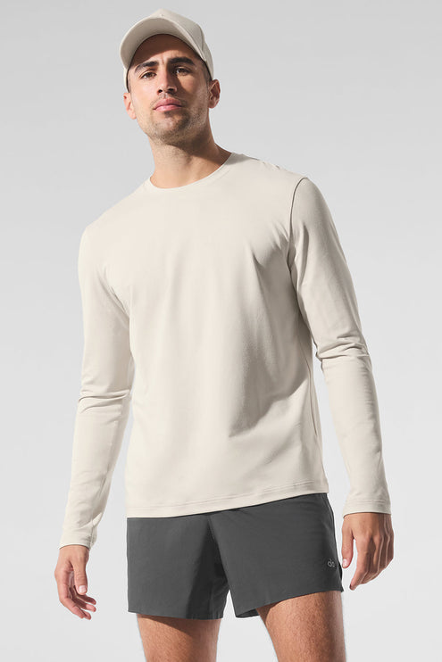 alo Men's Conquer Reform Crewneck Long Sleeve - Bone