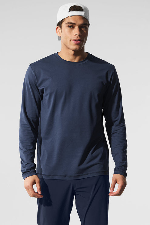 alo Men's Conquer Reform Crewneck Long Sleeve - Navy