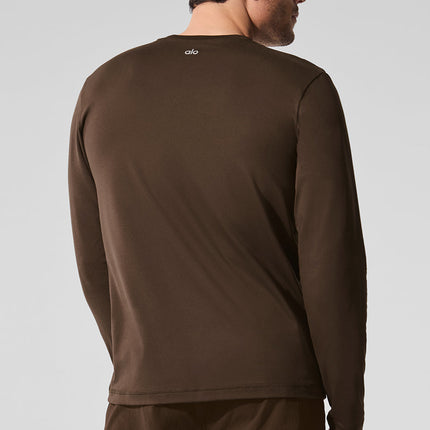alo Men's Conquer Reform Crewneck Long Sleeve - Espresso