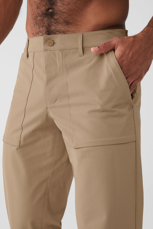 alo Men's Block Pant - Gravel
