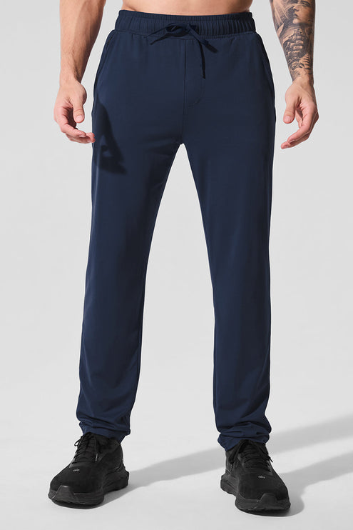 alo Men's Conquer Pulse Pant - Navy
