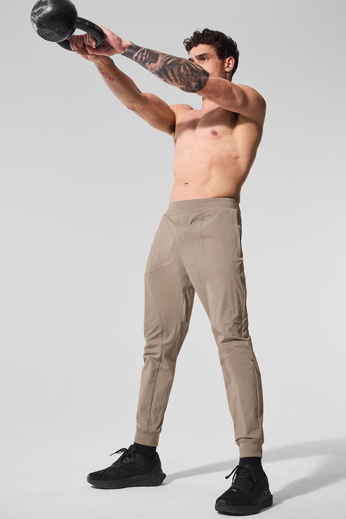 alo Men's Co-Op Pant - Gravel