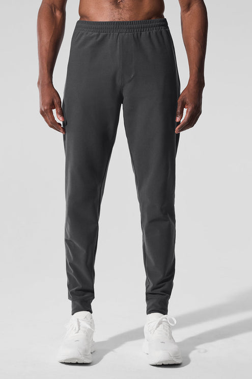 alo Men's Conquer Max Performance Jogger - Anthracite