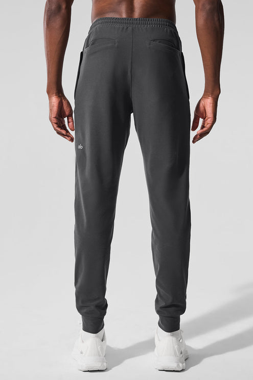 alo Men's Conquer Max Performance Jogger - Anthracite