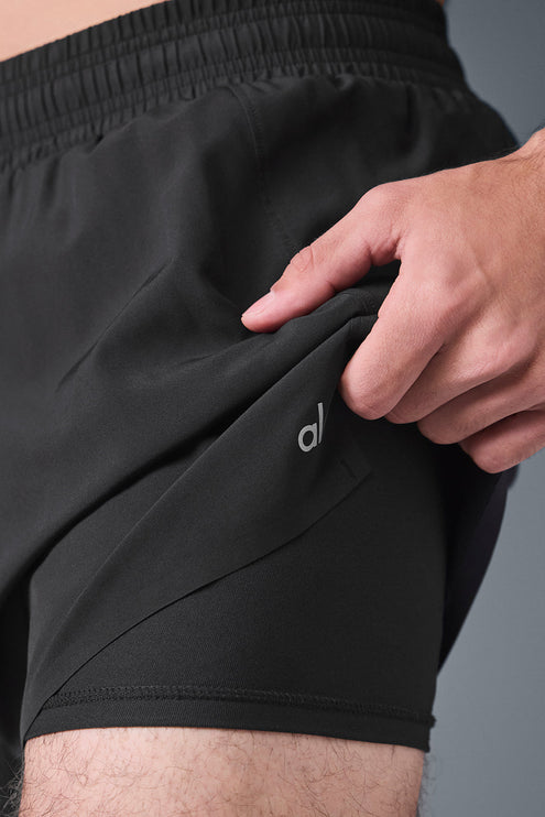 alo Men's 5" Adapt Running Short - Black