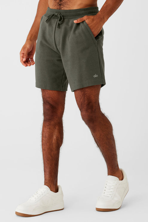 alo Men's Chill Short - Stealth Green