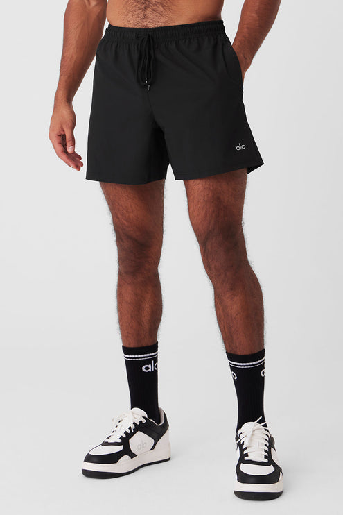 alo Men's 7" Circuit Short - Black