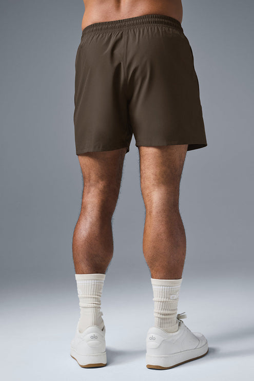 alo Men's 7" Circuit Short - Espresso