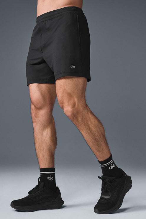 alo Men's 7" Conquer React Performance Short - Black