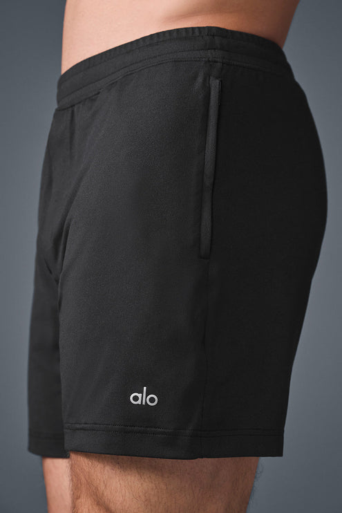 alo Men's 7" Conquer React Performance Short - Black