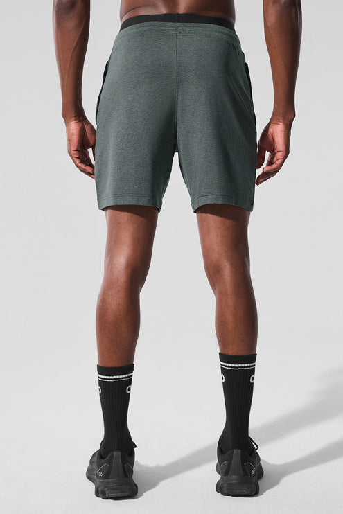alo Men's 7" Conquer React Performance Short - Charcoal Green Heather