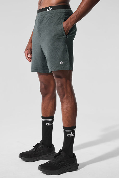alo Men's 7" Conquer React Performance Short - Charcoal Green Heather