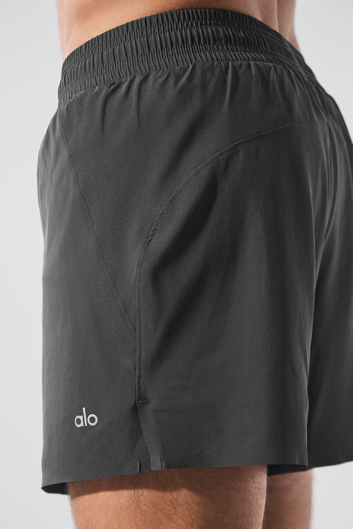 alo Men's 5" Adapt Running Short - Anthracite