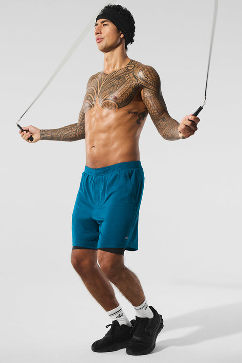 alo Men's Conquer React 2-In-1 Performance Short - Eclipse Blue/Black