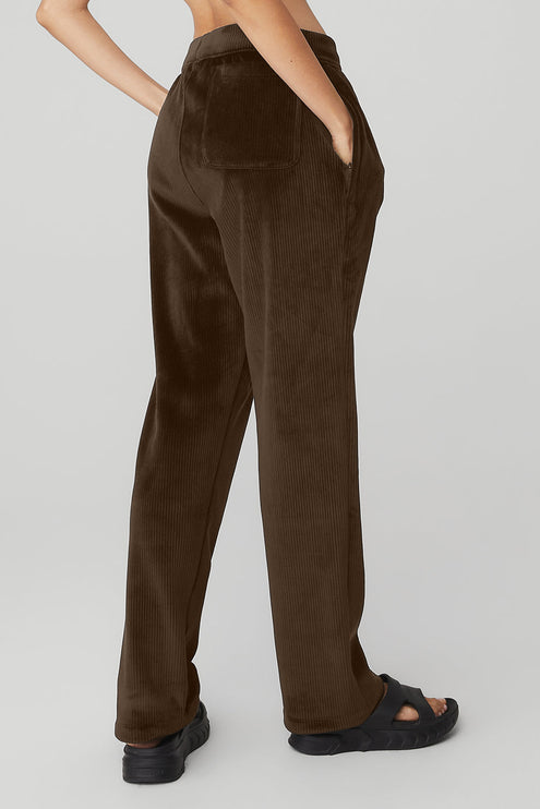 alo Women's Velour Baller Pant - Espresso
