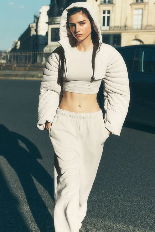 alo Women's Accolade Straight Leg Sweatpant Bone