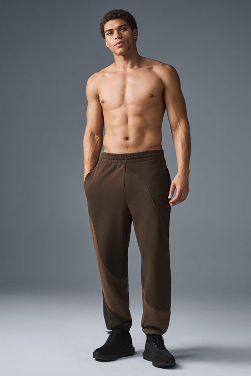 alo Men's Make Waves Sweatpant - Espresso Tonal