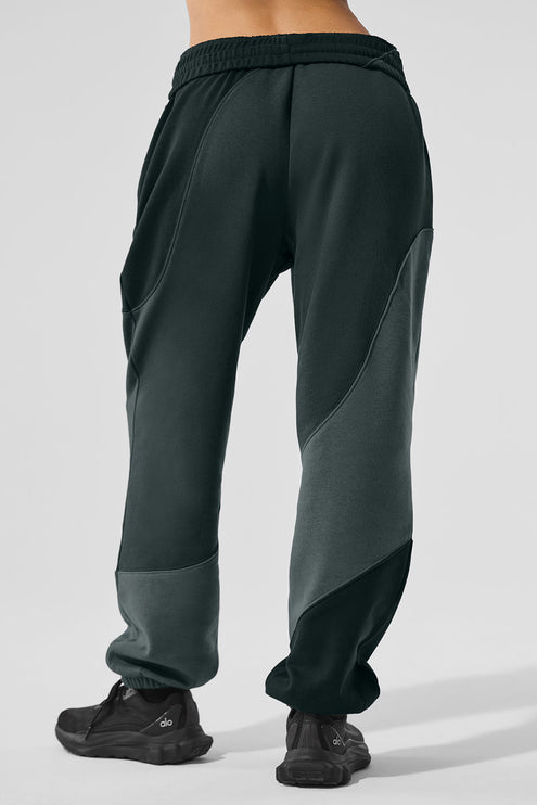 alo Women's Make Waves Sweatpant - Charcoal Green Tonal