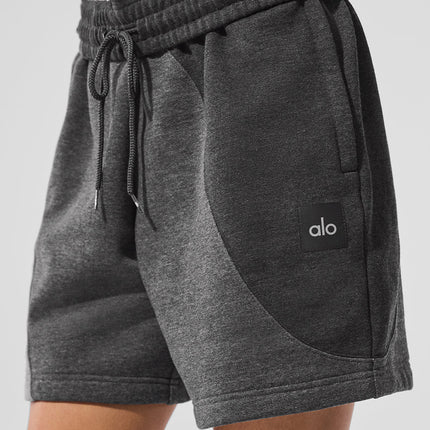 alo Women's 7" Make Waves Short - Dark Heather Grey Tonal