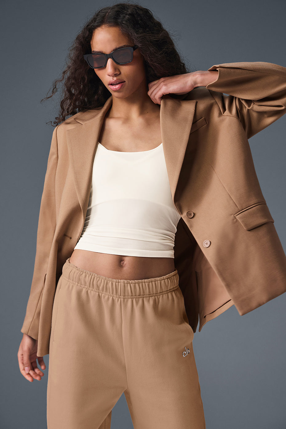 alo Women's First-Class Blazer - Toasted Almond – hepsikanadadan