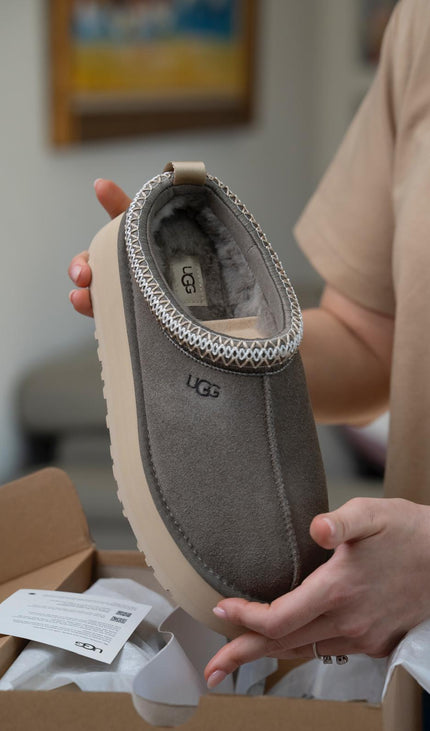 UGG Tazz II